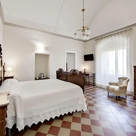 Epoca - Con Stile Frühstückspension 4*